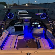 Malibu Wakesetter 22 MXZ