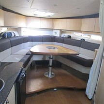 Sea Ray 370 Venture