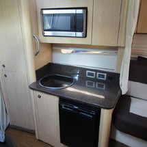 Sea Ray 370 Venture