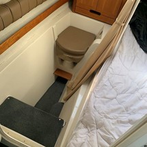 Glacier bay isle runner blue hull 2670