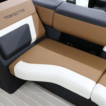 60 x 16 tri-toon passenger vessel