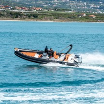 Maestral 745