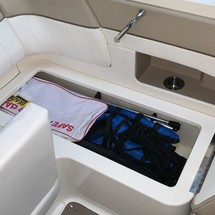 Sea Ray 230 SLX