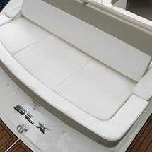 Sea Ray 230 SLX