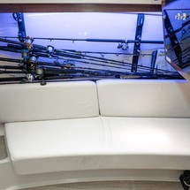 Boston Whaler 345 Conquest