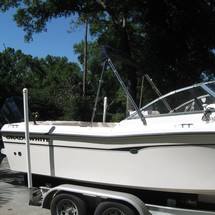 Grady-White Freedom 225