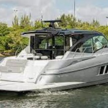 Cruisers Yachts 45 Cantius