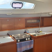 Beneteau Oceanis 43