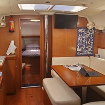 Beneteau Oceanis 43
