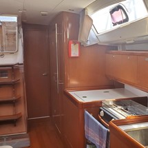 Beneteau Oceanis 43