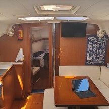 Beneteau Oceanis 43