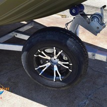 Lund Boats Predator 1760