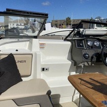 Bayliner VR5 Cuddy
