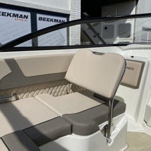 Bayliner VR5 Cuddy