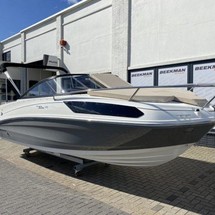Bayliner VR5 Cuddy