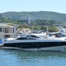 Sunseeker Predator 82