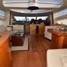 Sunseeker Predator 82