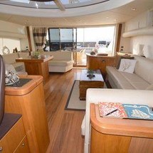 Sunseeker Predator 82