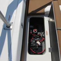 Starcraft Marine MDX OB 211 E