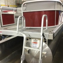 Bennington 24 sbrx