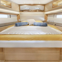 hot seat and giant (1 and 3 person)