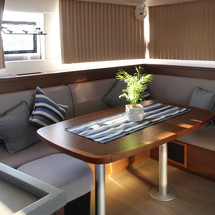 Lagoon 450