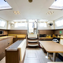 Beneteau Sense 57