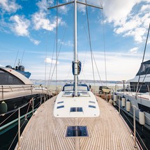 Beneteau Sense 57
