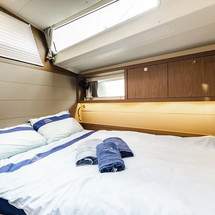 Beneteau Sense 57