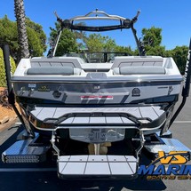 Malibu Wakesetter 23 LSV