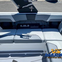 Malibu Wakesetter 23 LSV