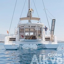 Bali catamarans 4.0 lounge