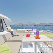 Bali catamarans 4.0 lounge