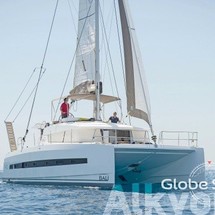 Bali catamarans 4.0 lounge