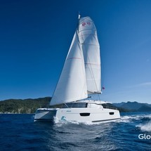 Fountaine Pajot Astréa 42