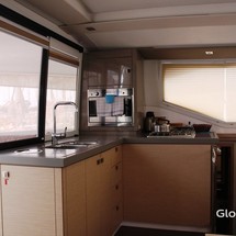 Fountaine Pajot Lucia 40