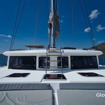 Lagoon 421