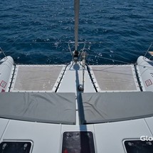 Lagoon 421