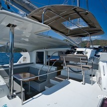 Lagoon 421