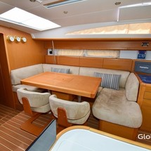 Jeanneau 53