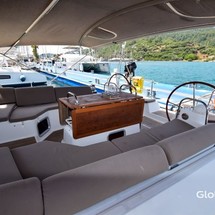 Jeanneau 53
