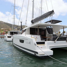 Fountaine Pajot Lucia 40