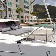 Fountaine Pajot Lucia 40