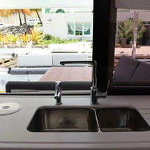 Fountaine Pajot Lucia 40