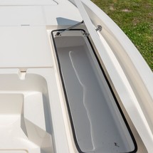 Skeeter sx200 bay boat