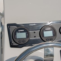 Skeeter sx200 bay boat