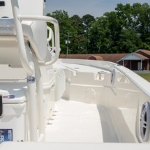 Skeeter sx200 bay boat