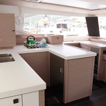 Fountaine Pajot Astrea 42