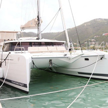 Fountaine Pajot Astrea 42