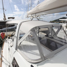 Beneteau Oceanis 35.1